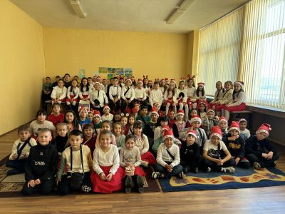 КОЛЕДА В УЧИЛИЩЕ 2