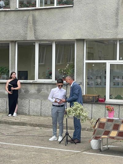 Тържествено завършване на учебната година  3